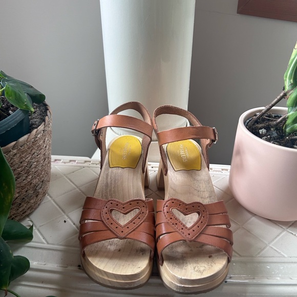 Swedish Hasbeen Heart Medallion Sandals - Picture 2 of 5